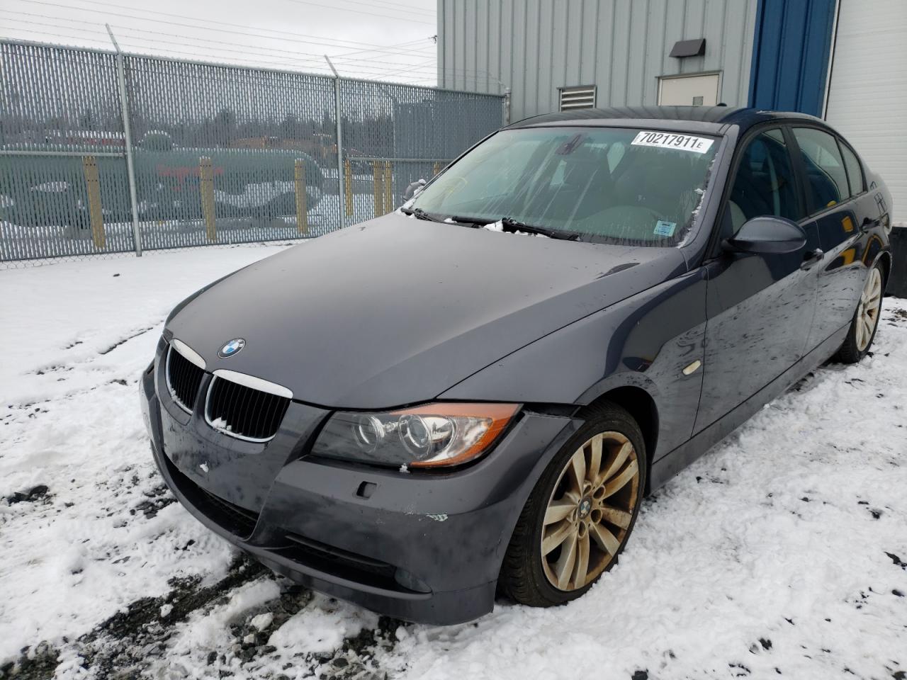 Photo 2 from auction – 2007 BMW 328 XI with VIN WBAVC93577KZ70951