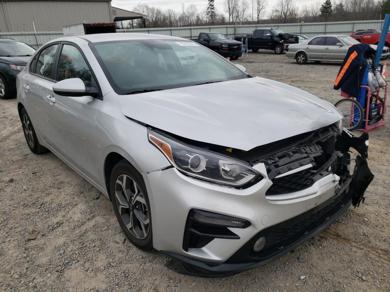 Photo 1 from auction – 2019 KIA FORTE FE with VIN 3KPF24AD6KE086700