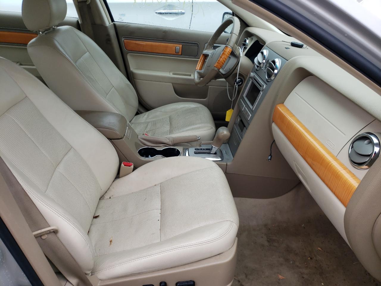Photo 5 from auction – 2008 LINCOLN MKZ with VIN 3LNHM28T68R634521