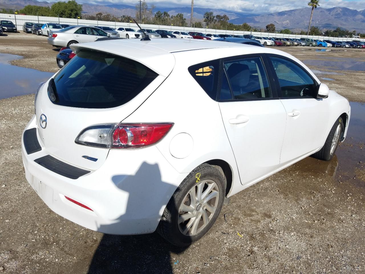 Photo 4 from auction – 2013 MAZDA 3 I with VIN JM1BL1LP4D1738351
