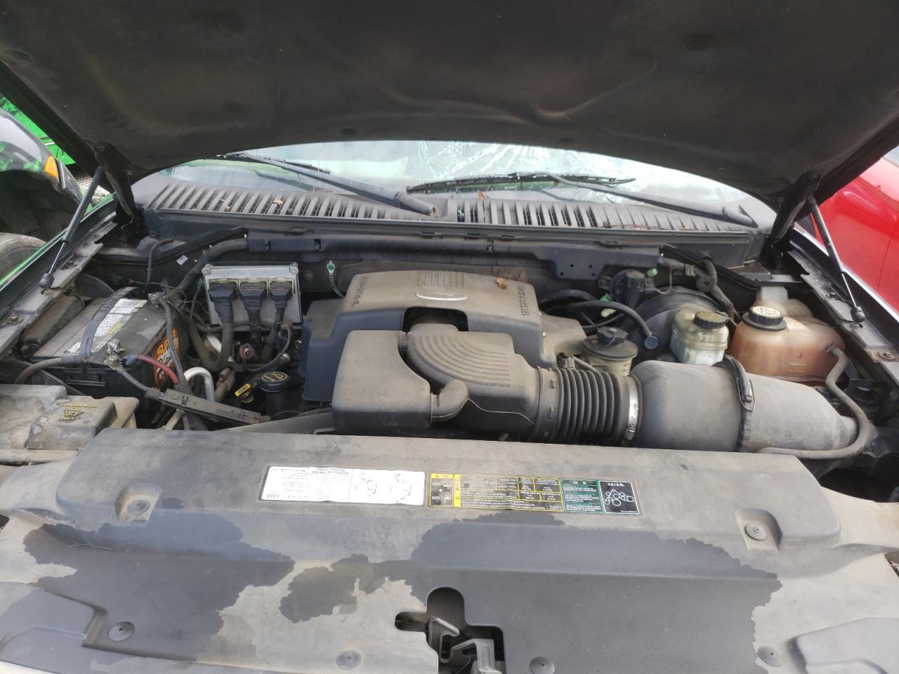 Photo 7 from auction – 2004 FORD EXPEDITION with VIN 1FMFU17L34LB19651