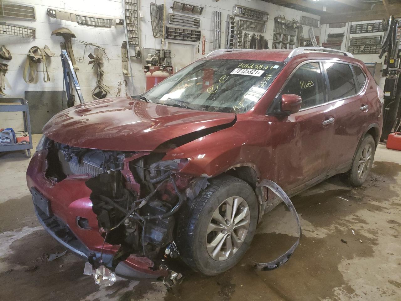 Photo 2 from auction – 2016 NISSAN ROGUE S with VIN KNMAT2MV3GP716969