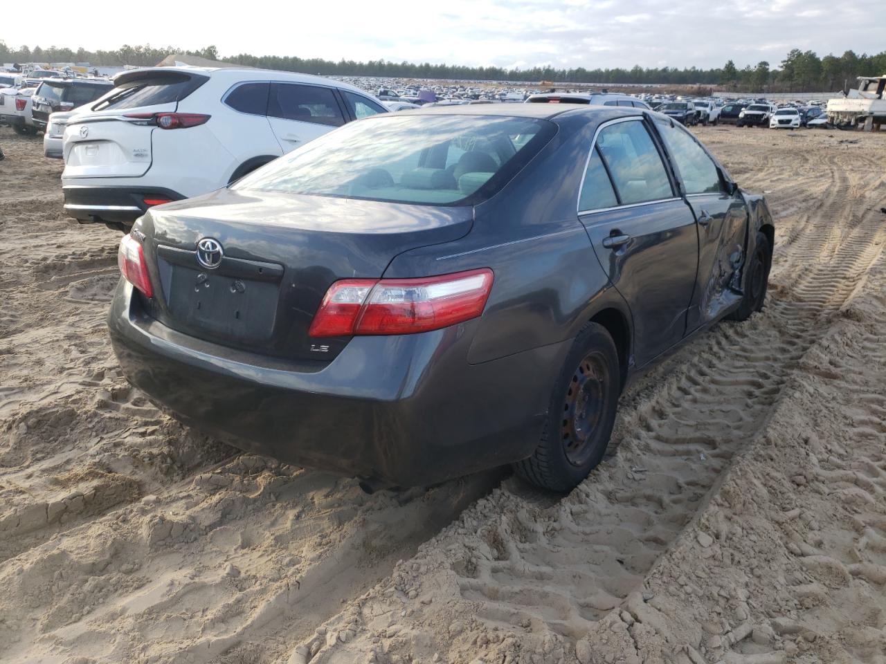 Photo 4 from auction – 2007 TOYOTA CAMRY CE with VIN 4T1BE46K37U506656