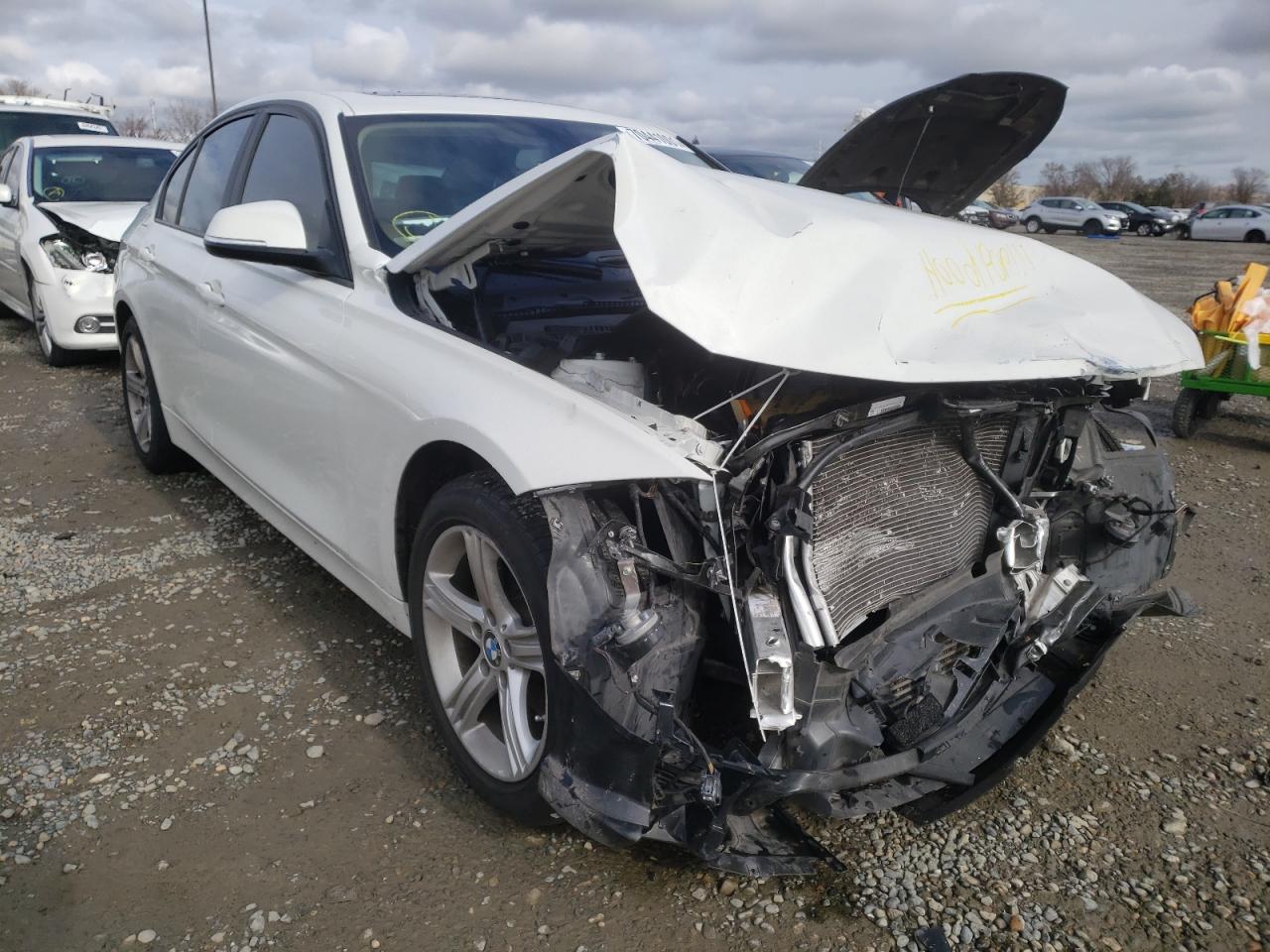 BMW 320 I 2015 with VIN WBA3B1C55FK135764 - Photo from auction