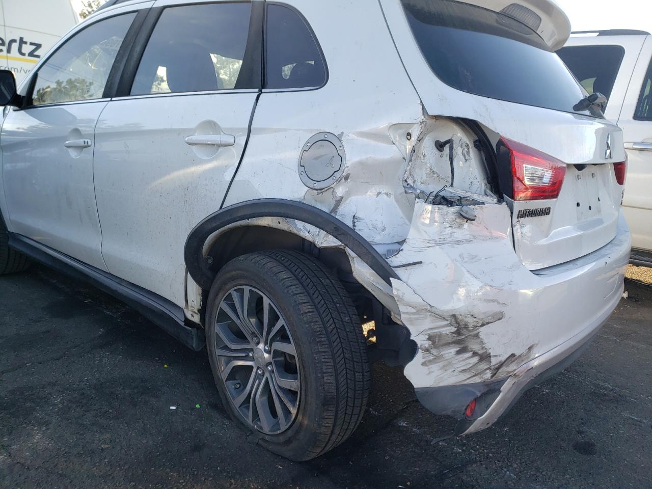 Photo 9 from auction – 2016 MITSUBISHI OUTLANDER with VIN JA4AR4AW5GZ029949