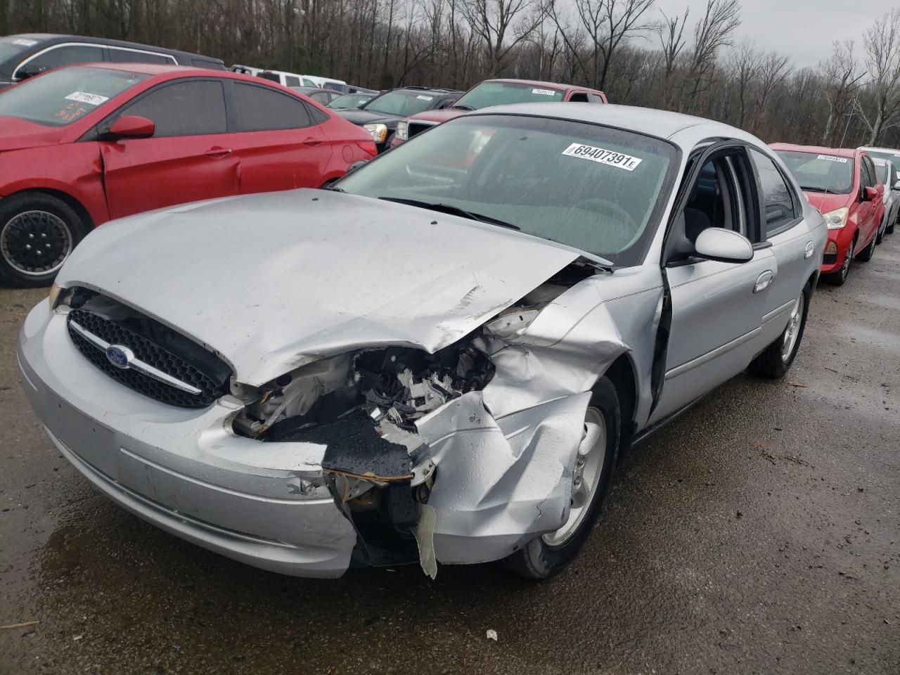 Photo 12 from auction – 2001 FORD TAURUS SES with VIN 1FAFP55U01A172836