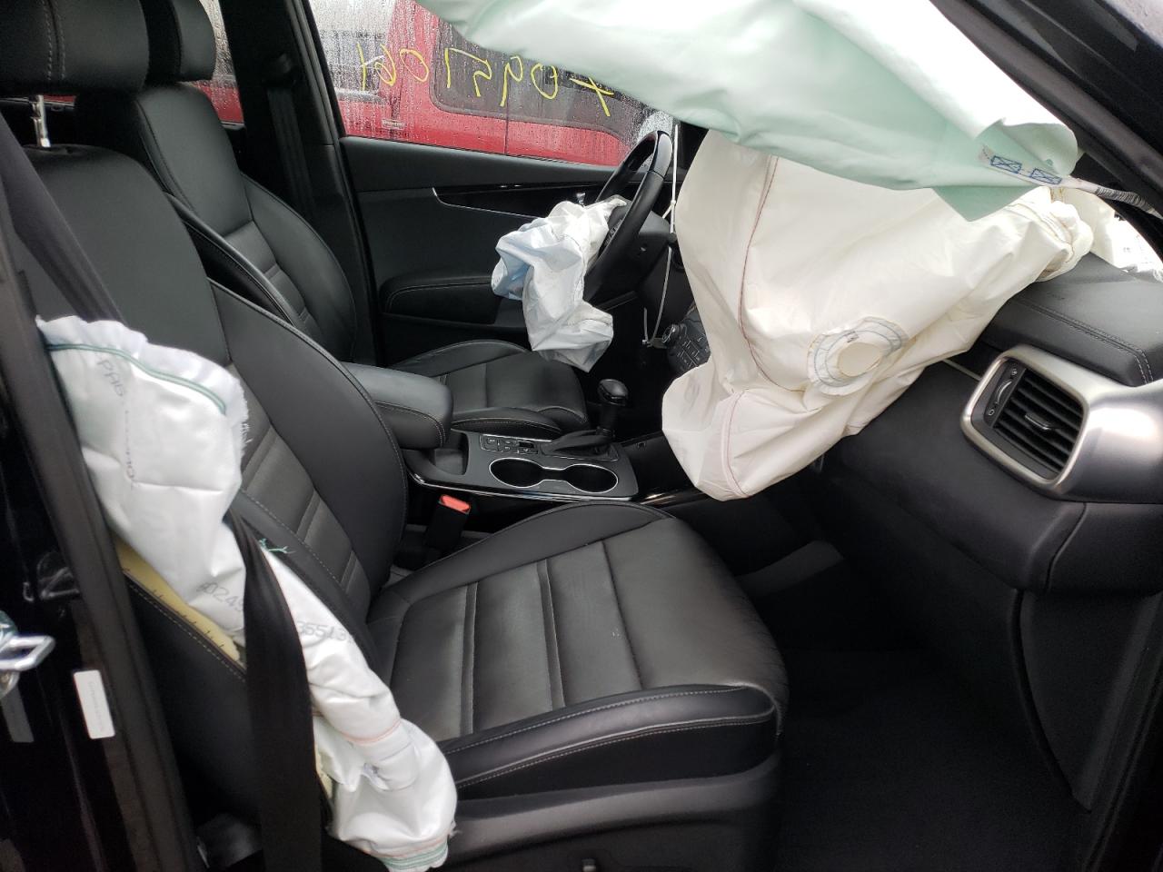 Photo 5 from auction – 2018 KIA SORENTO SX with VIN 5XYPKDA58JG357576