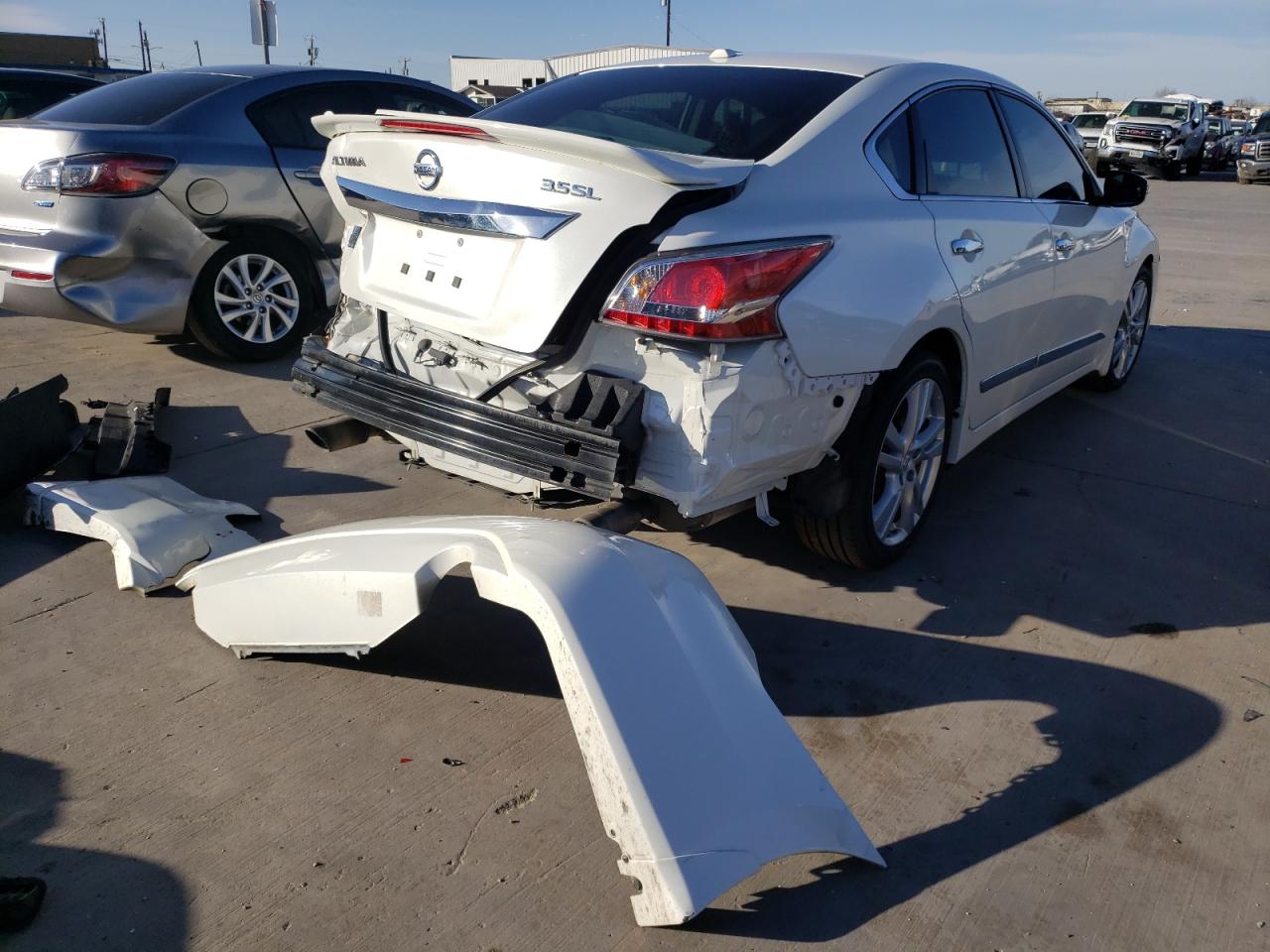 Photo 4 from auction – 2015 NISSAN ALTIMA 3.5 with VIN 1N4BL3AP5FC179520