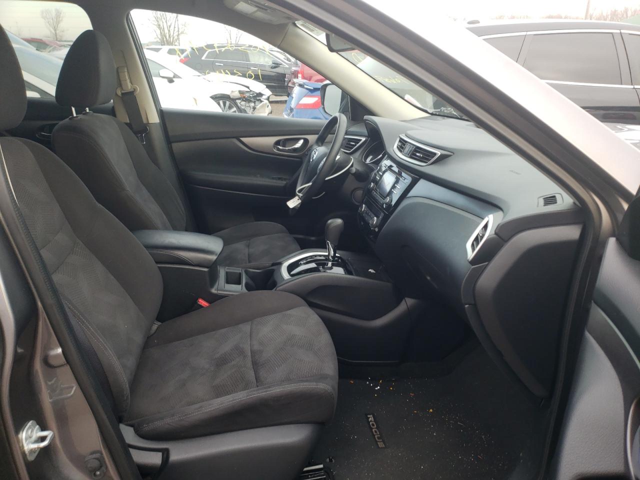 Photo 5 from auction – 2016 NISSAN ROGUE S with VIN KNMAT2MV1GP706893