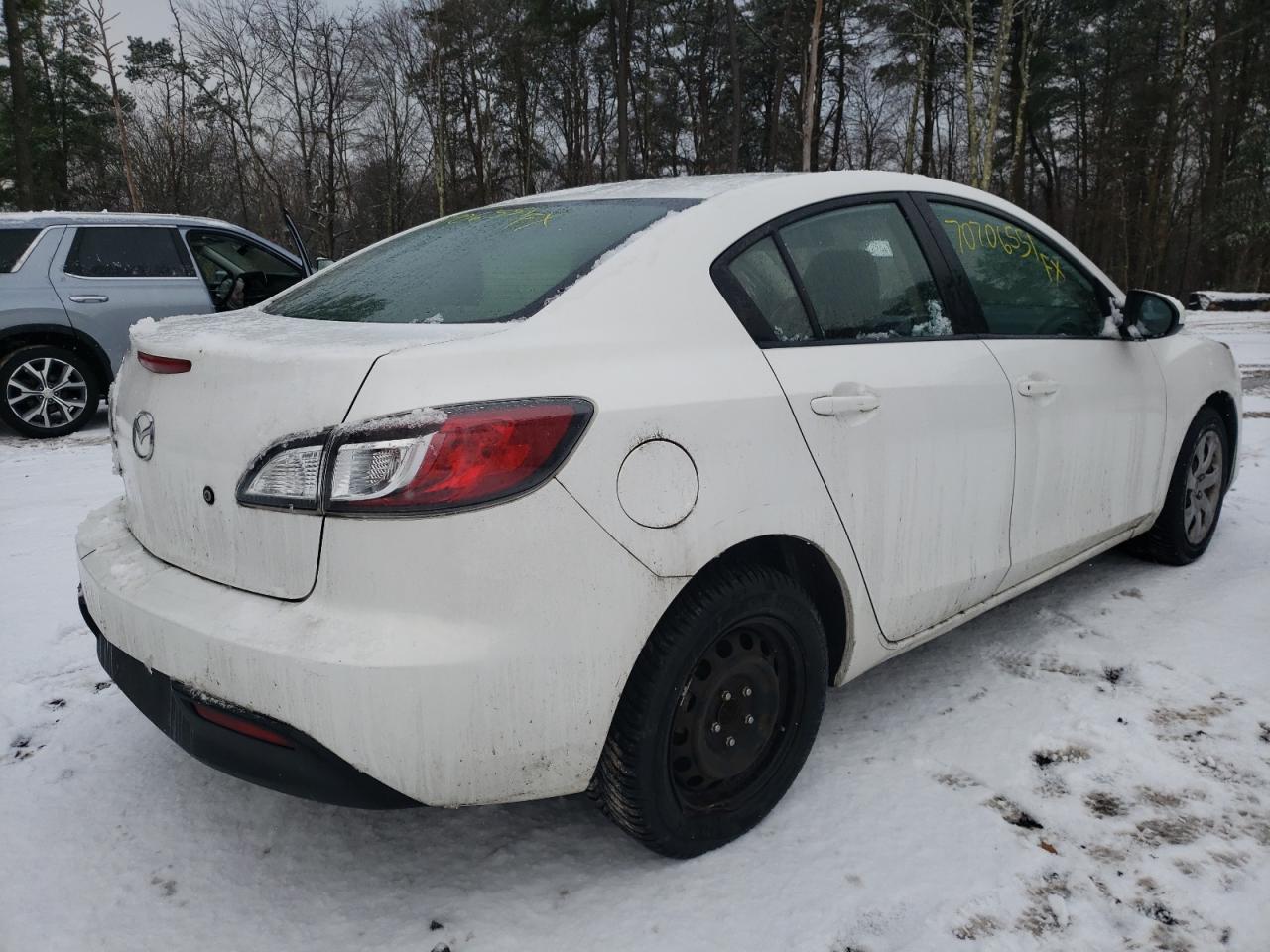 Photo 4 from auction – 2011 MAZDA 3 I with VIN JM1BL1UG0B1381939