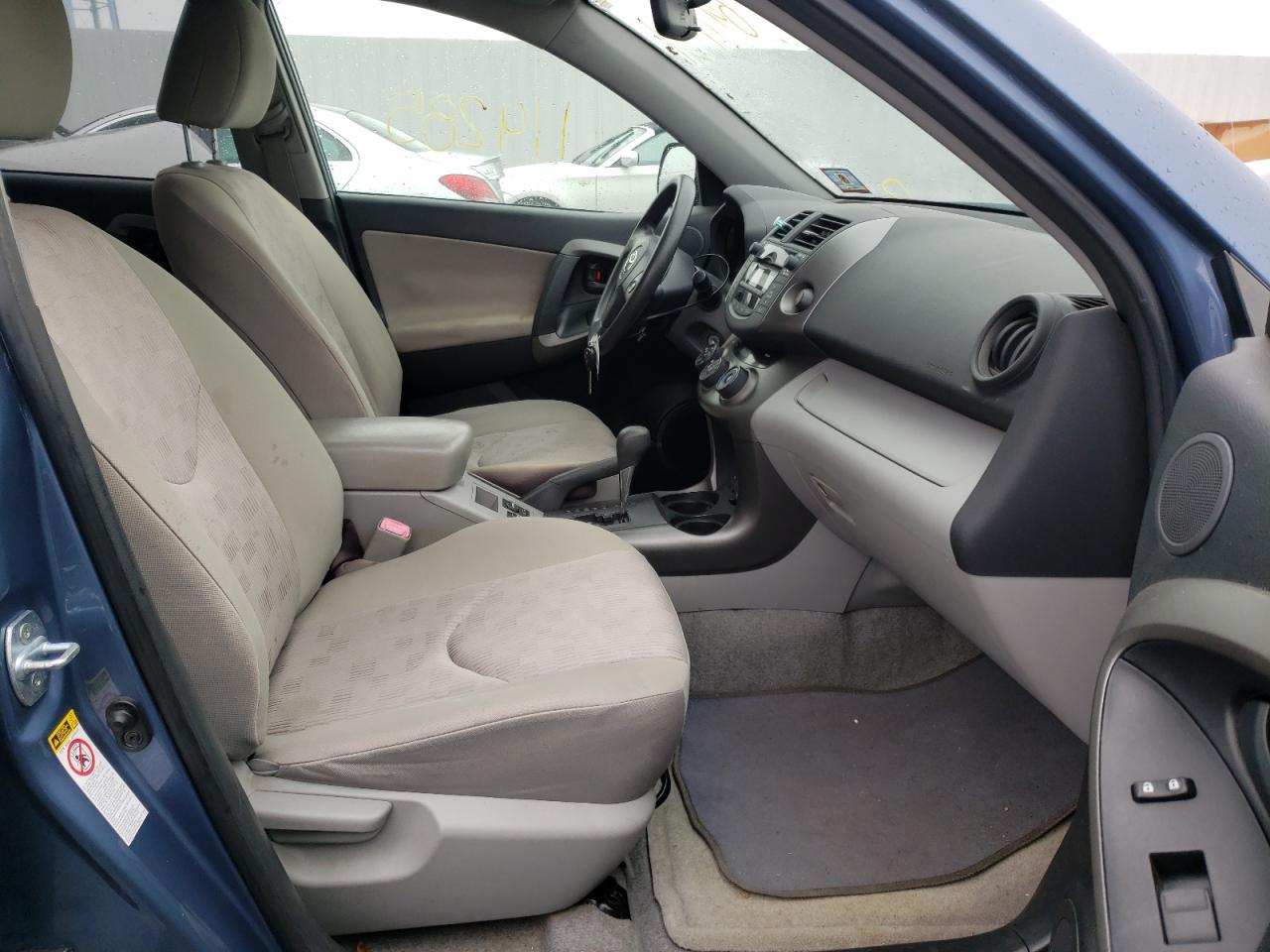 صورة رقم 5 من المزاد - 2011 TOYOTA RAV4 مع VIN JTMBF4DVXB5046686