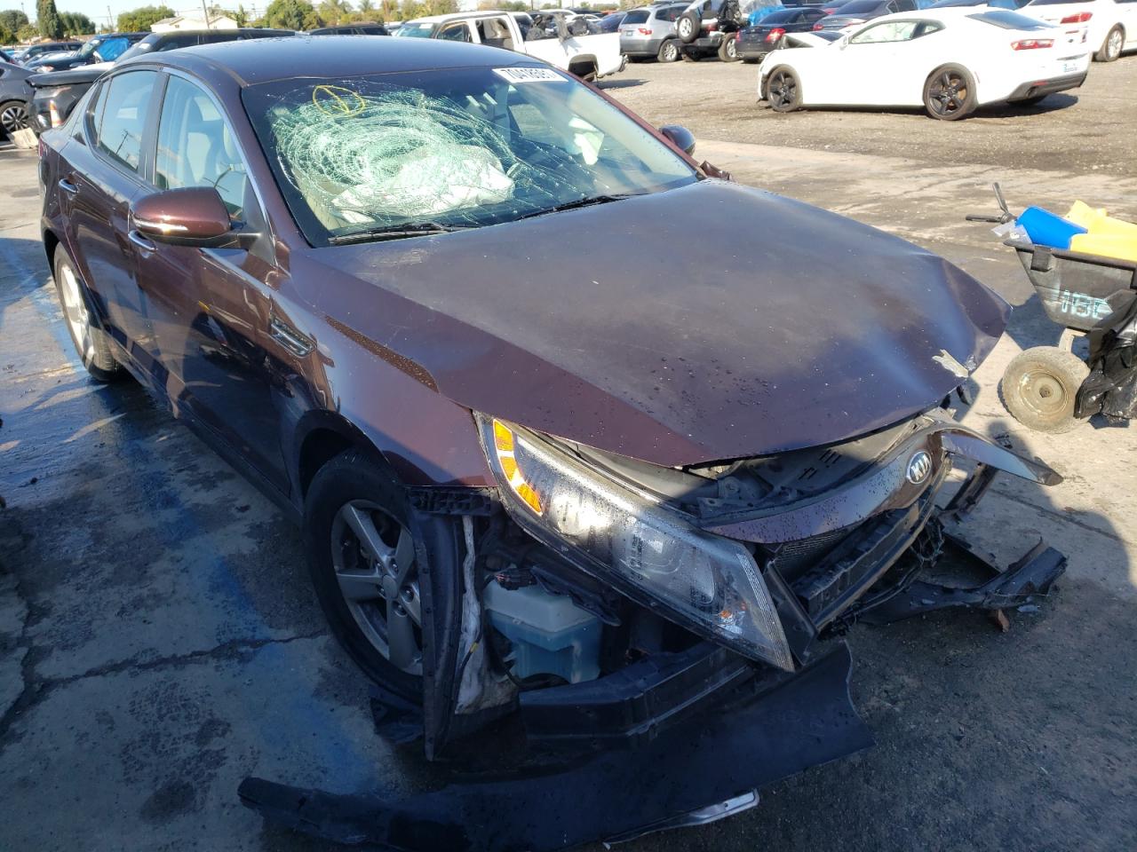 KIA OPTIMA LX 2015 with VIN 5XXGM4A71FG477422 - Photo from auction