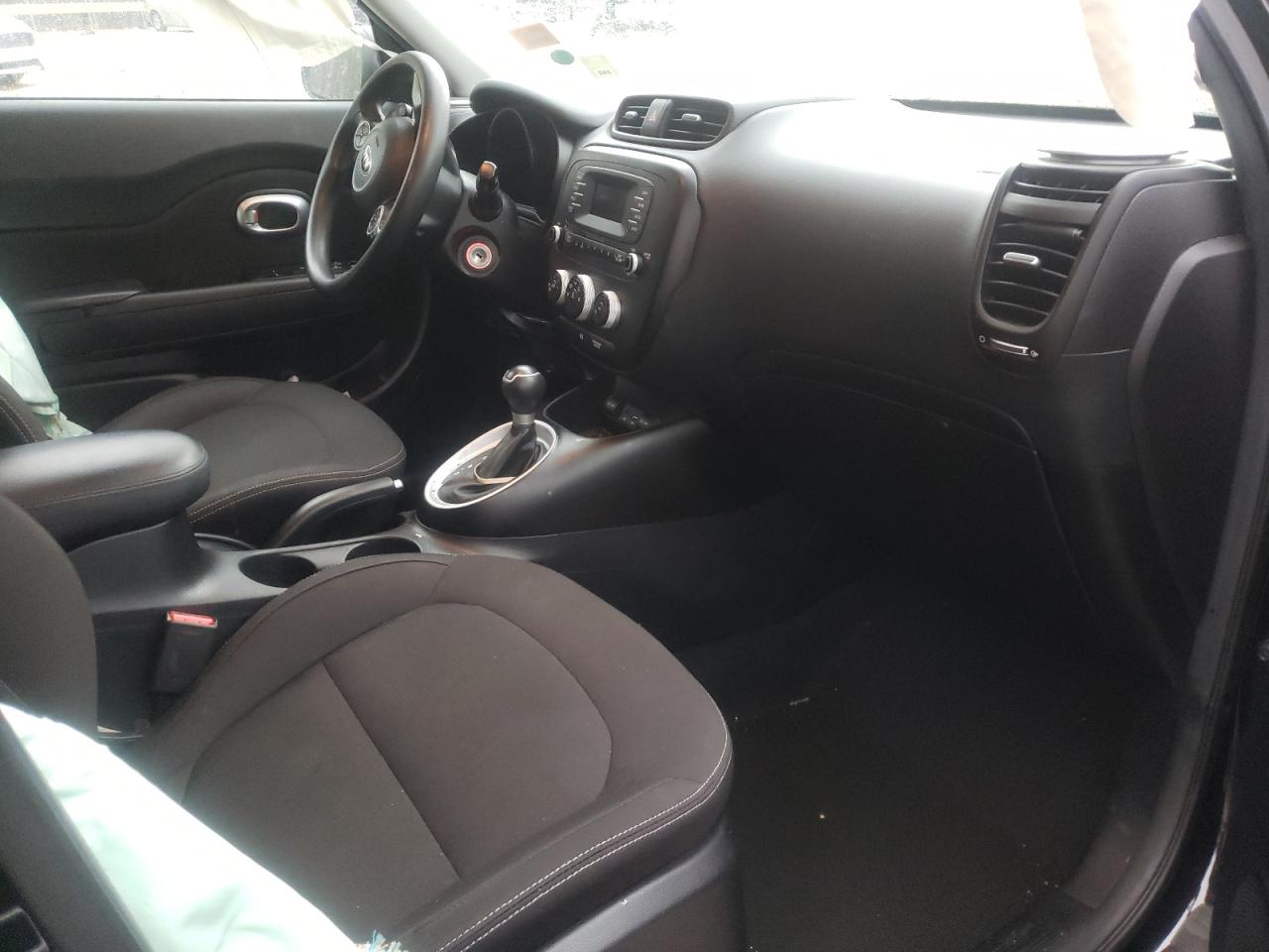 Photo 5 from auction – 2016 KIA SOUL with VIN KNDJN2A20G7387250