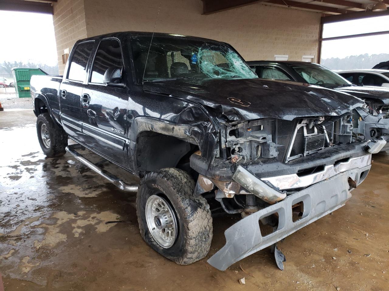CHEVROLET SILVERADO 2003 with VIN 1GCGK13UX3F170722 - Photo from auction