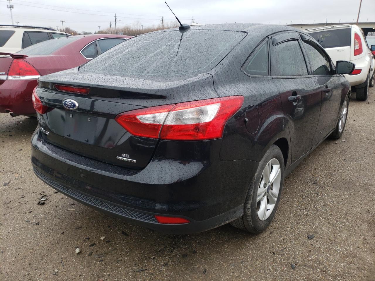 Photo 4 from auction – 2013 FORD FOCUS SE with VIN 1FADP3F25DL371513