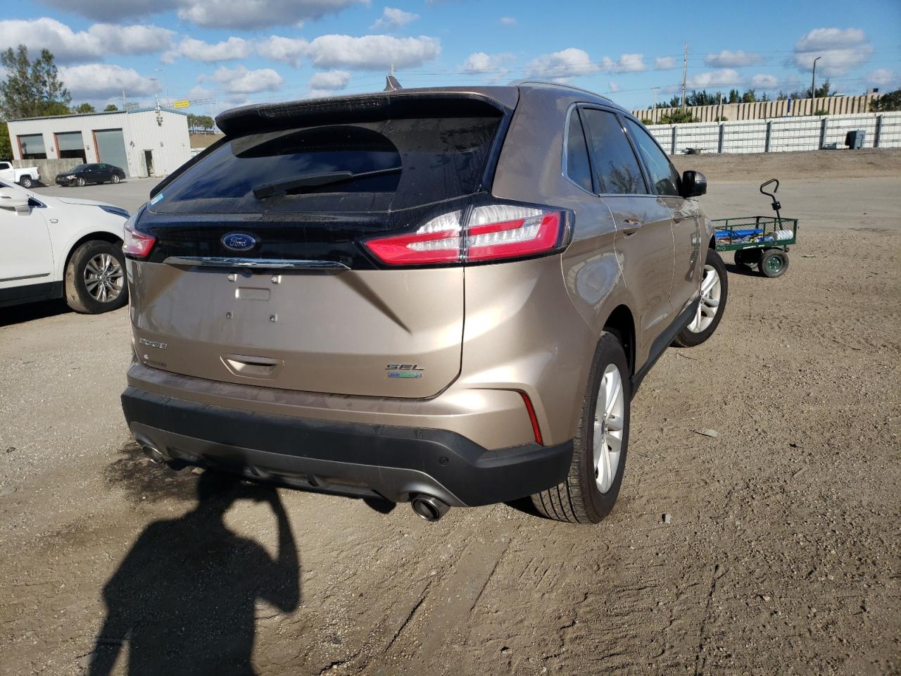 Photo 4 from auction – 2020 FORD EDGE SEL with VIN 2FMPK3J94LBA93336