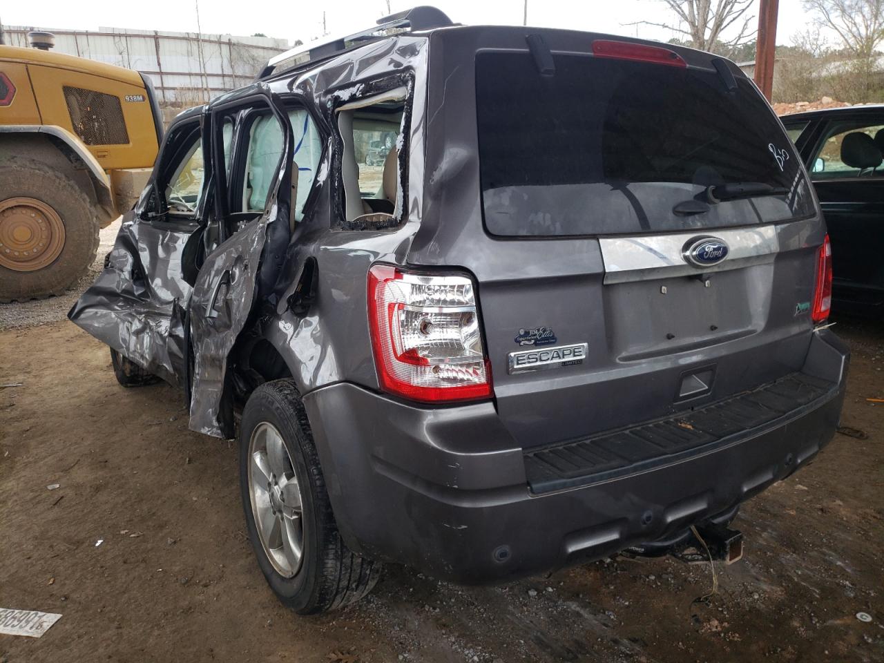 Photo 3 from auction – 2011 FORD ESCAPE LIM with VIN 1FMCU0EG5BKB50972