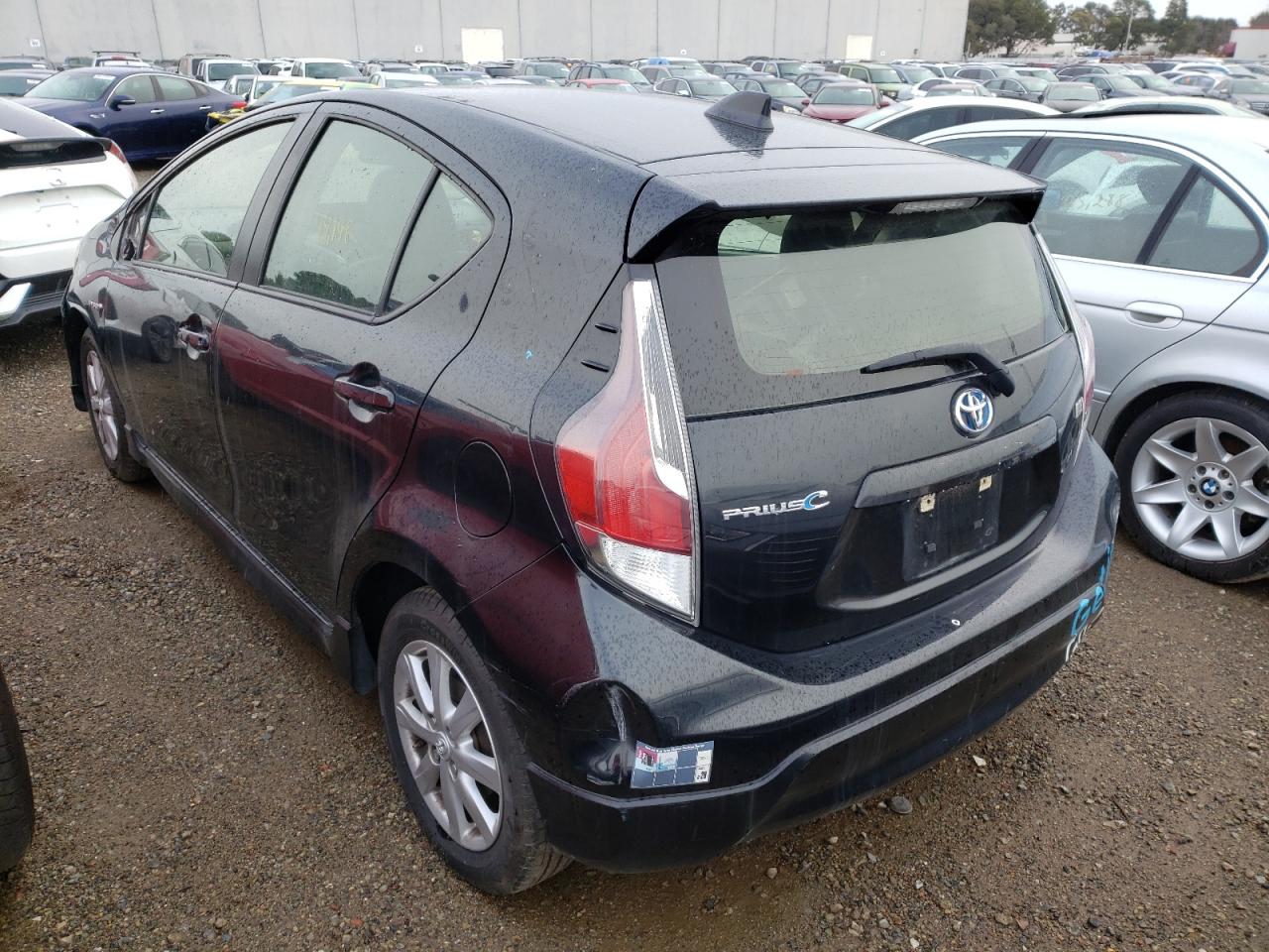 Photo 3 from auction – 2017 TOYOTA PRIUS C with VIN JTDKDTB33H1592442