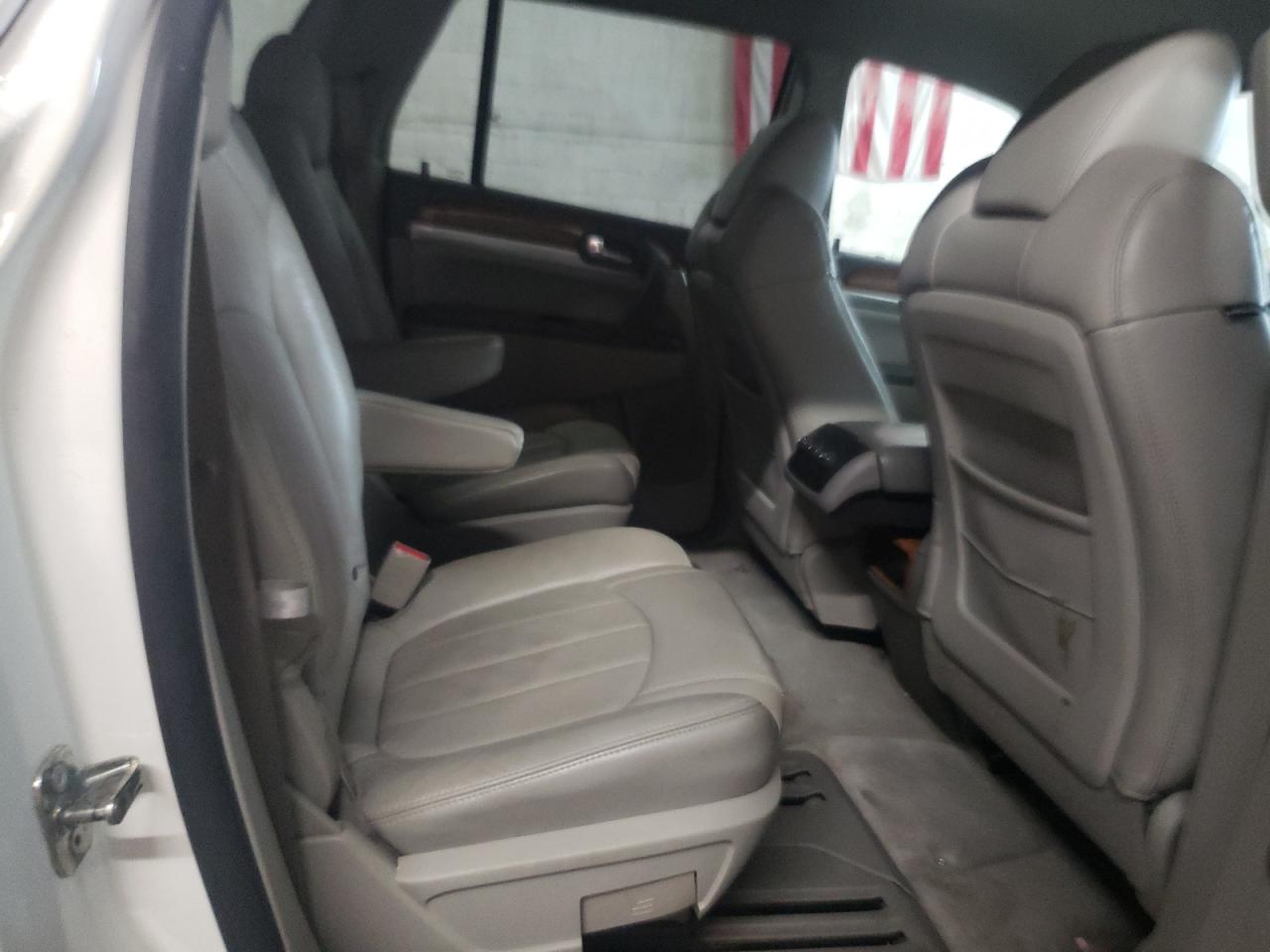 Photo 6 from auction – 2009 BUICK ENCLAVE CX with VIN 5GAER23D29J134944
