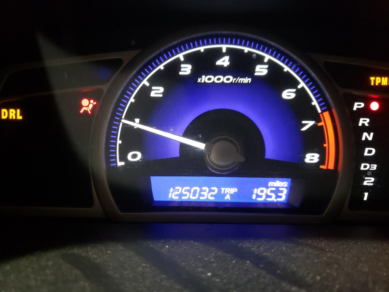 Photo 8 from auction – 2010 HONDA CIVIC EX with VIN 19XFA1F85AE040660
