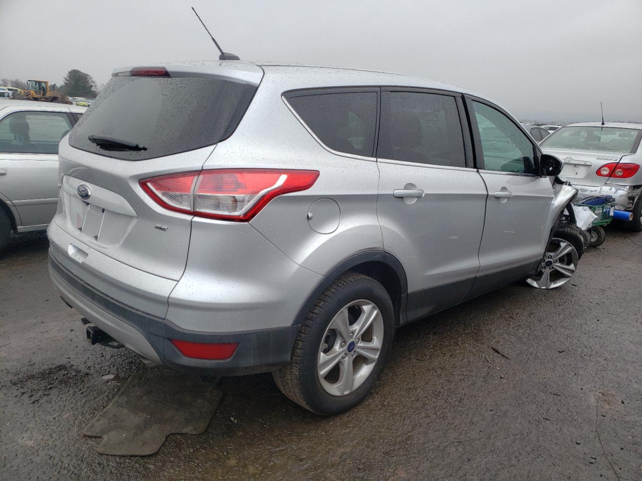 Photo 4 from auction – 2015 FORD ESCAPE SE with VIN 1FMCU0G72FUA35673