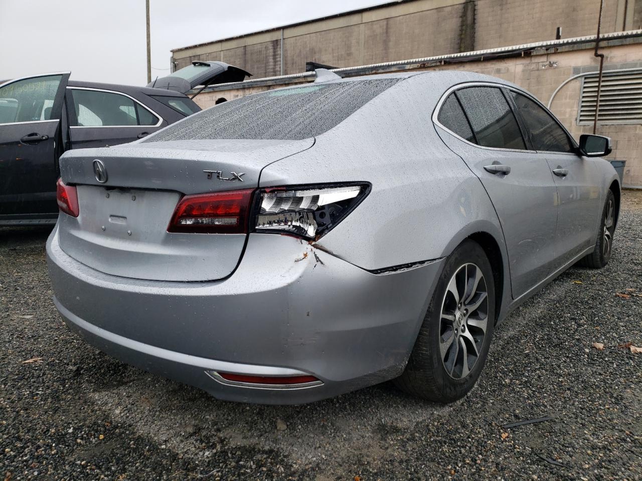 Photo 4 from auction – 2017 ACURA TLX with VIN 19UUB1F38HA009510