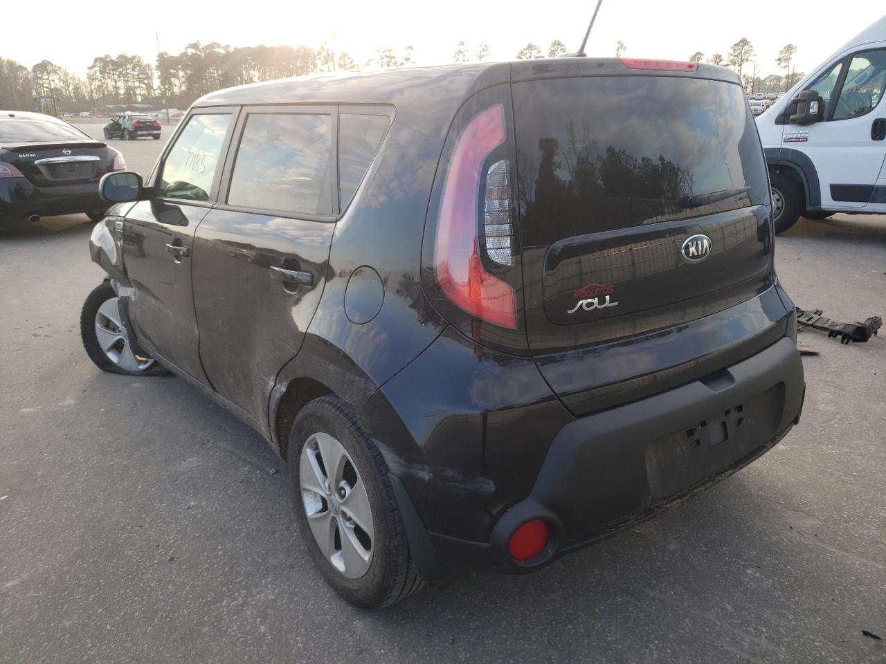 Photo 3 from auction – 2016 KIA SOUL with VIN KNDJN2A26G7353071
