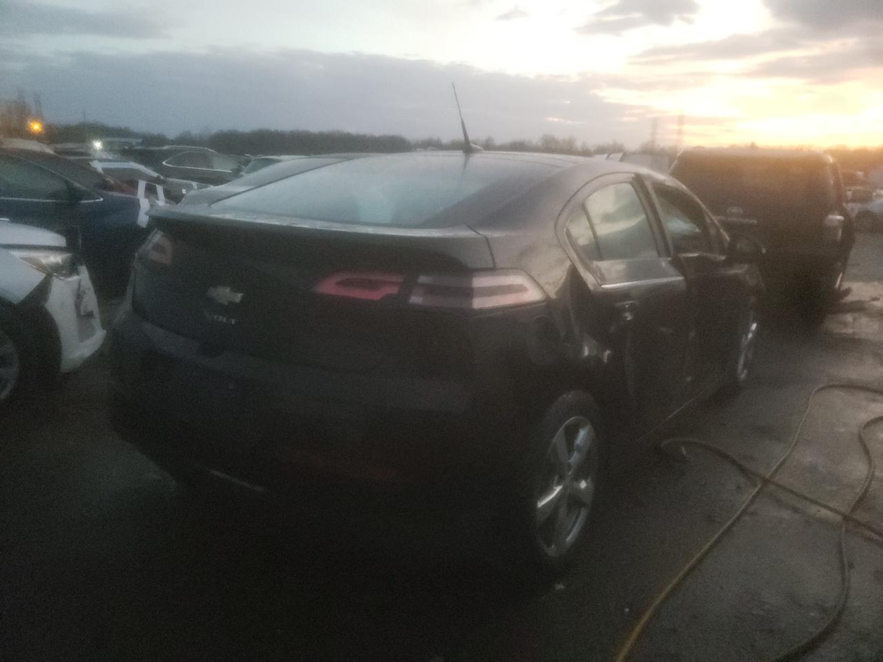 Photo 4 from auction – 2014 CHEVROLET VOLT with VIN 1G1RD6E46EU162721