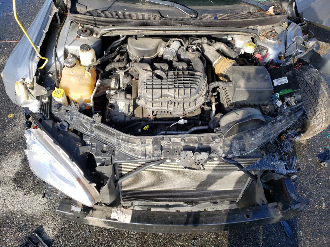 Photo 7 from auction – 2014 CHRYSLER 200 LIMITE with VIN 1C3CCBCG0EN157406
