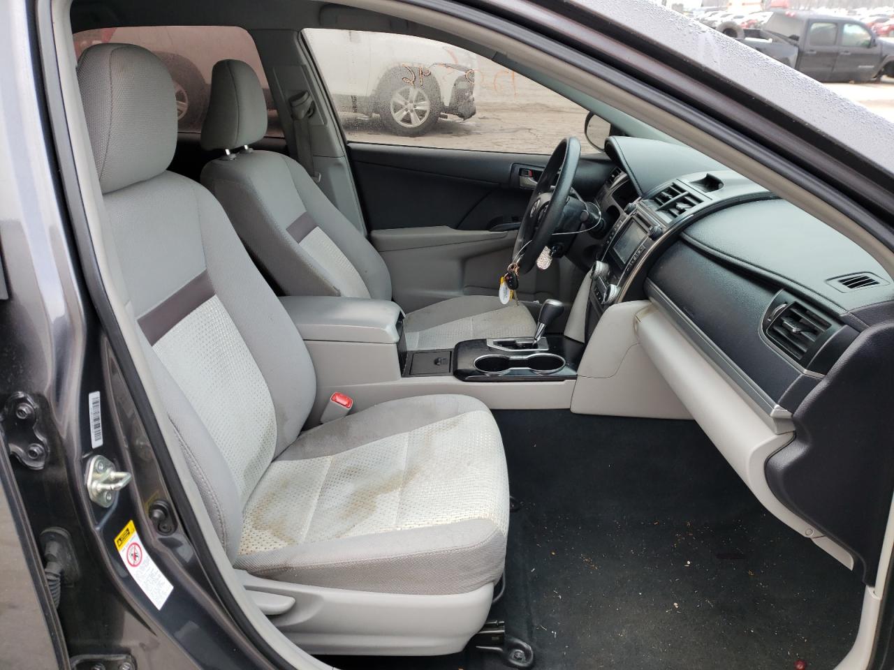 Photo 5 from auction – 2014 TOYOTA CAMRY L with VIN 4T1BF1FK7EU402745
