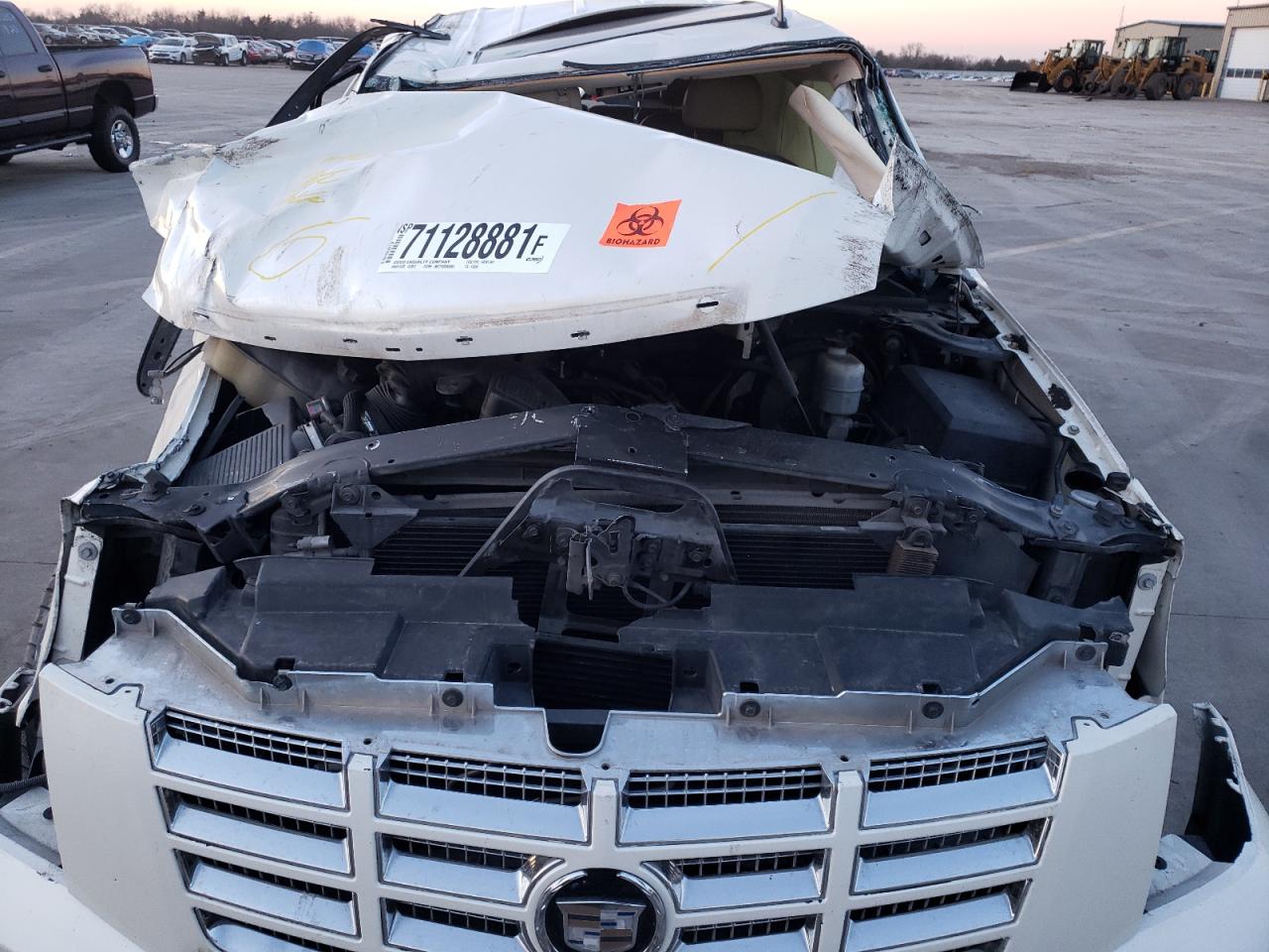 Photo 7 from auction – 2007 CADILLAC ESCALADE L with VIN 1GYFK63817R178282