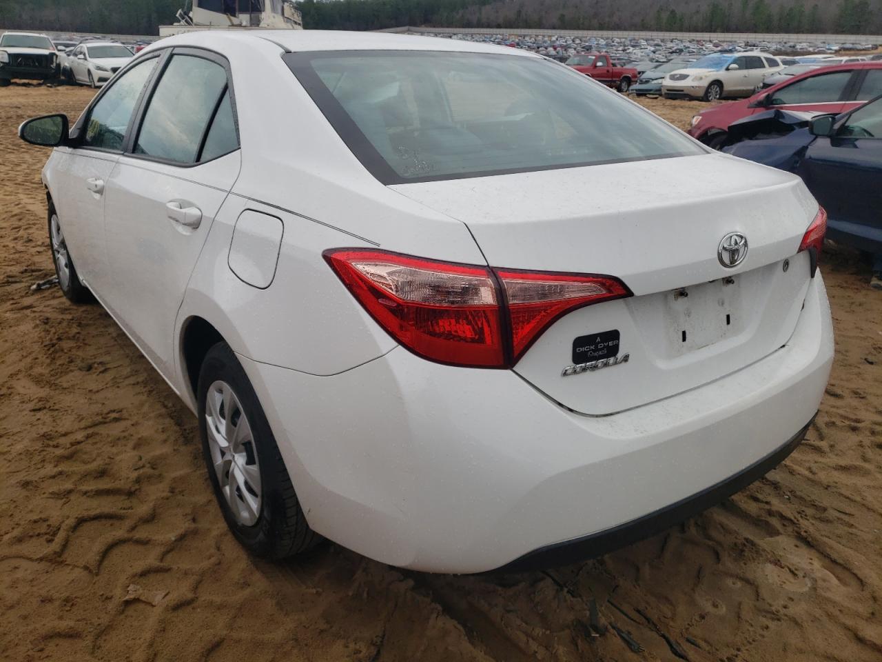 Photo 3 from auction – 2017 TOYOTA COROLLA L with VIN 5YFBURHEXHP663093