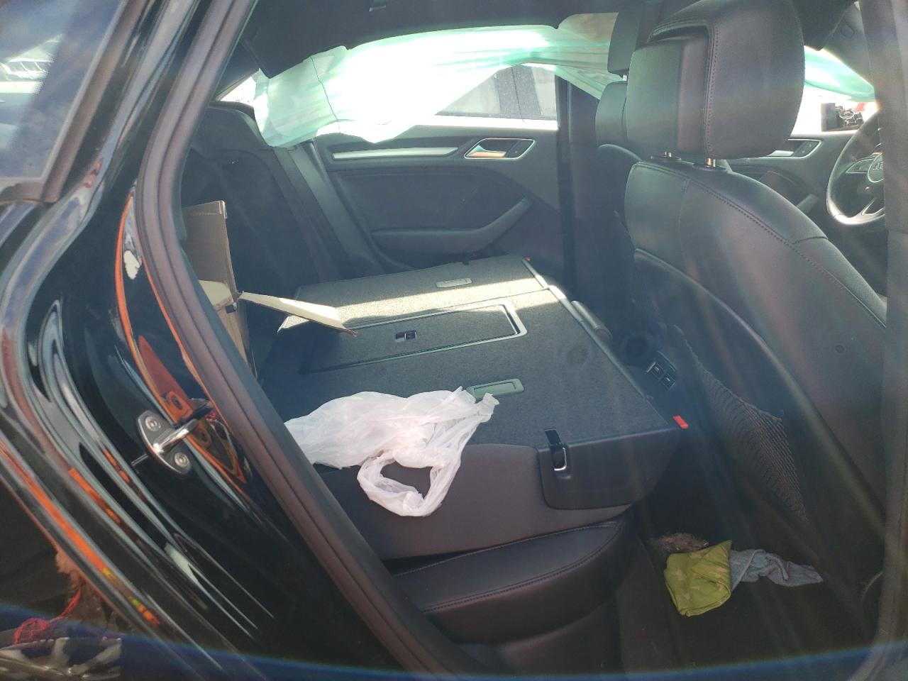 Photo 6 from auction – 2018 AUDI A3 PREMIUM with VIN WAUAUGFF4J1044623