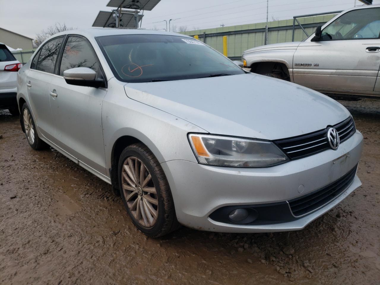 Photo 1 from auction – 2012 VOLKSWAGEN JETTA SEL with VIN 3VWLP7AJ9CM314107