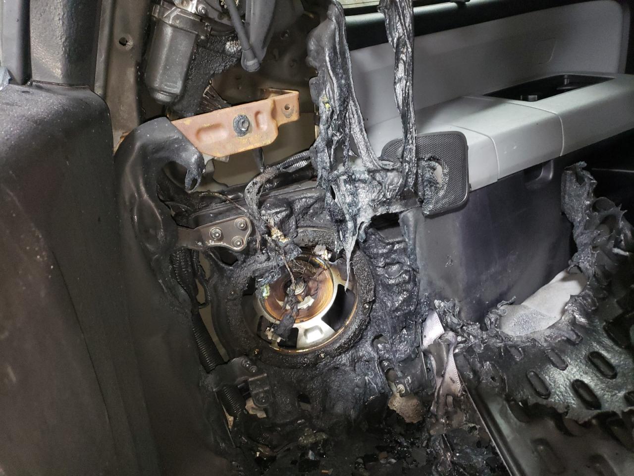 Photo 9 from auction – 2008 TOYOTA SEQUOIA LI with VIN 5TDBY68A78S015217