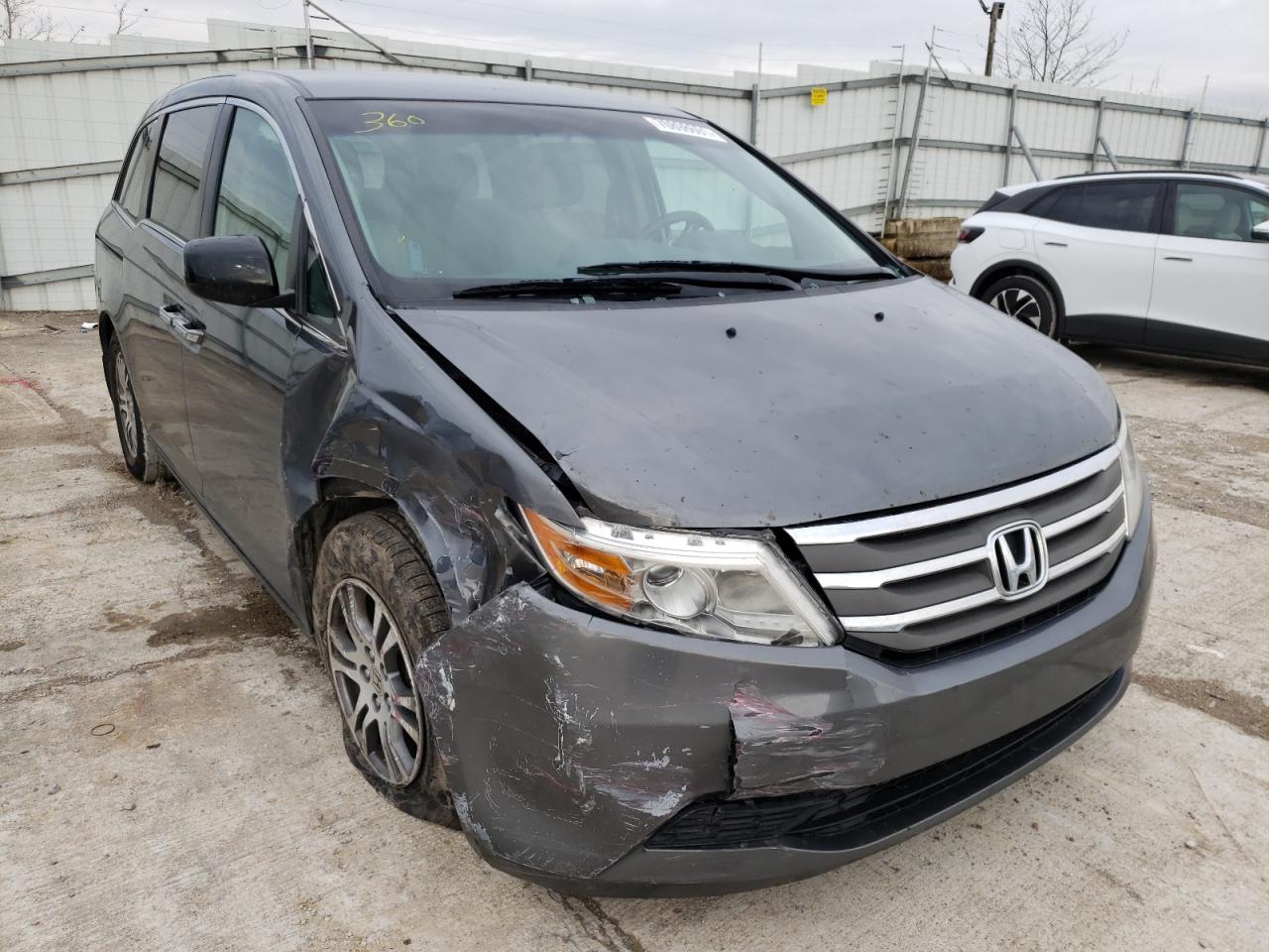 HONDA ODYSSEY EX 2012 with VIN 5FNRL5H46CB068327 - Photo from auction