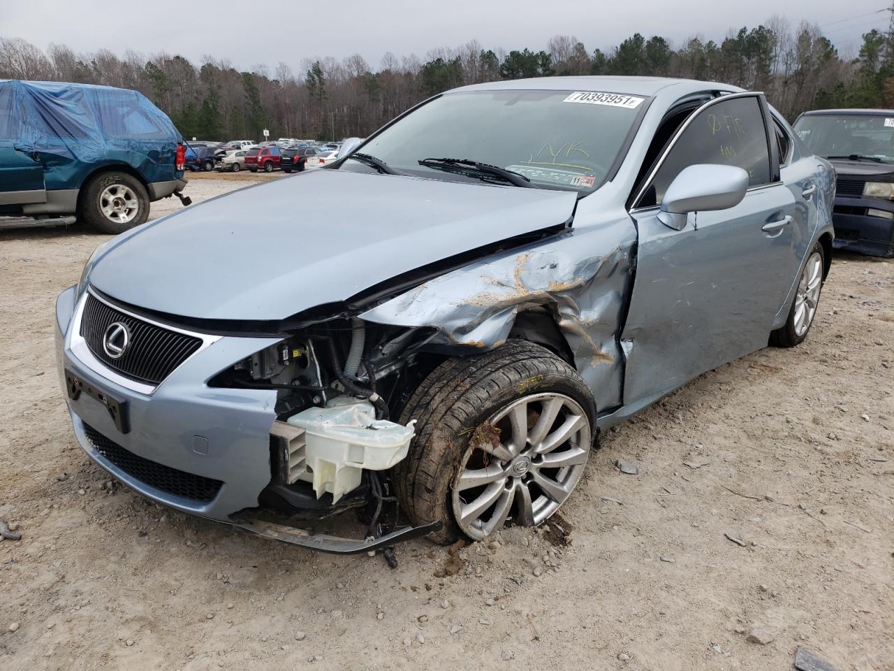 Photo 2 from auction – 2007 LEXUS IS 250 with VIN JTHCK262172015017