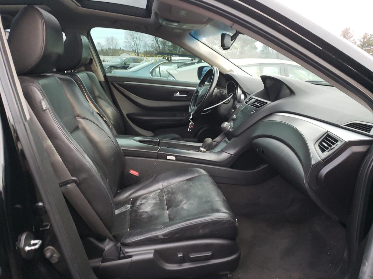 Photo 5 from auction – 2012 ACURA ZDX TECHNO with VIN 2HNYB1H4XCH500042