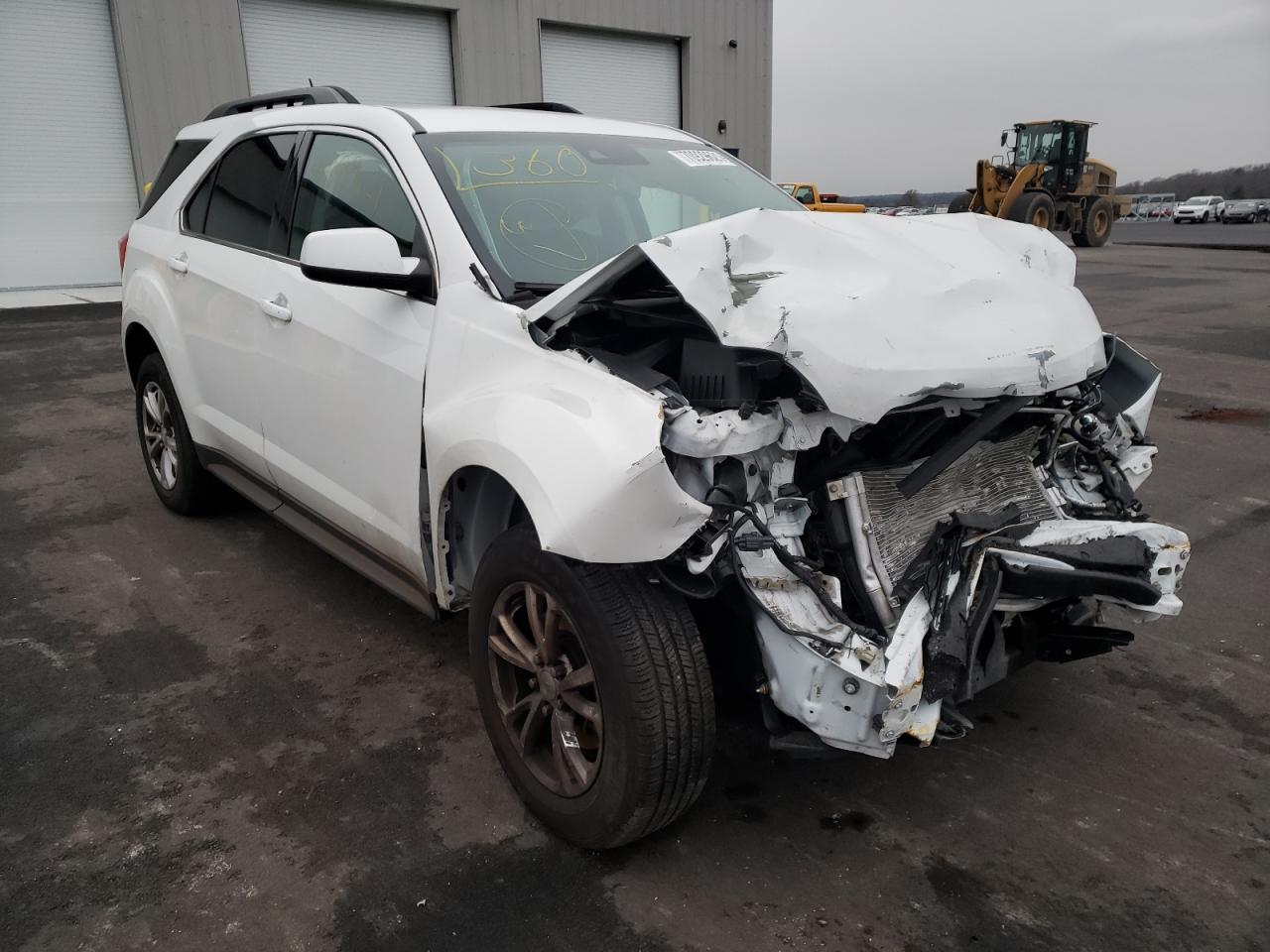 CHEVROLET EQUINOX LT 2017 с VIN 2GNFLFEK3H6352000 - Фото с аукциона