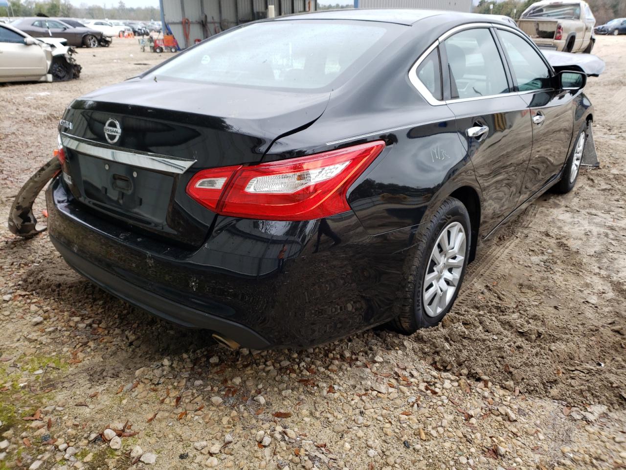 Photo 4 from auction – 2016 NISSAN ALTIMA 2.5 with VIN 1N4AL3AP7GN325692