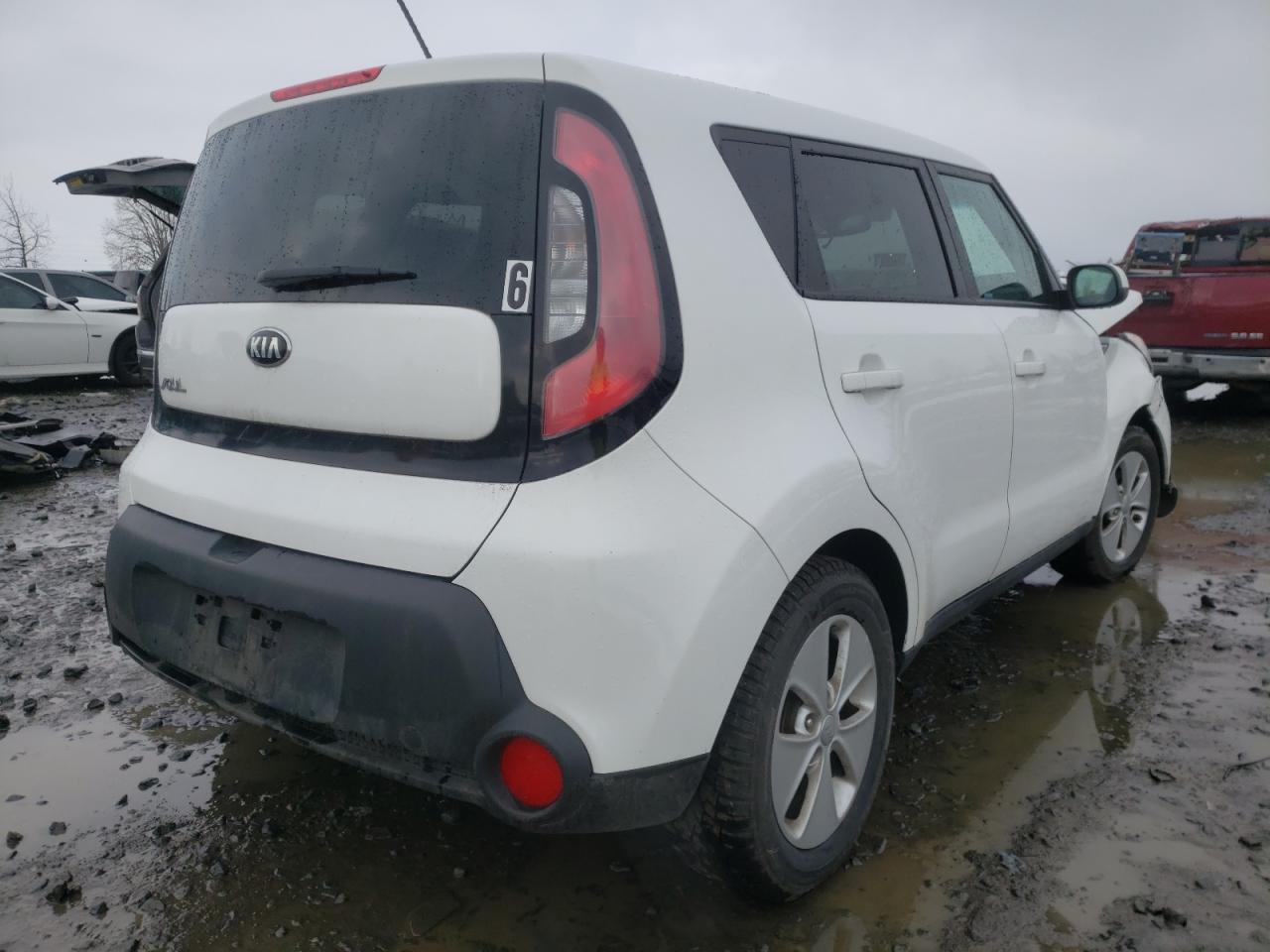 Photo 4 from auction – 2015 KIA SOUL with VIN KNDJN2A24F7121597