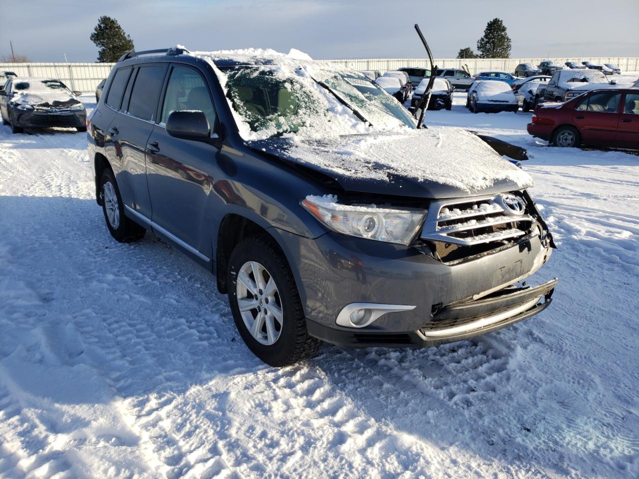 TOYOTA HIGHLANDER 2012 with VIN 5TDBK3EH3CS131136 - Photo from auction