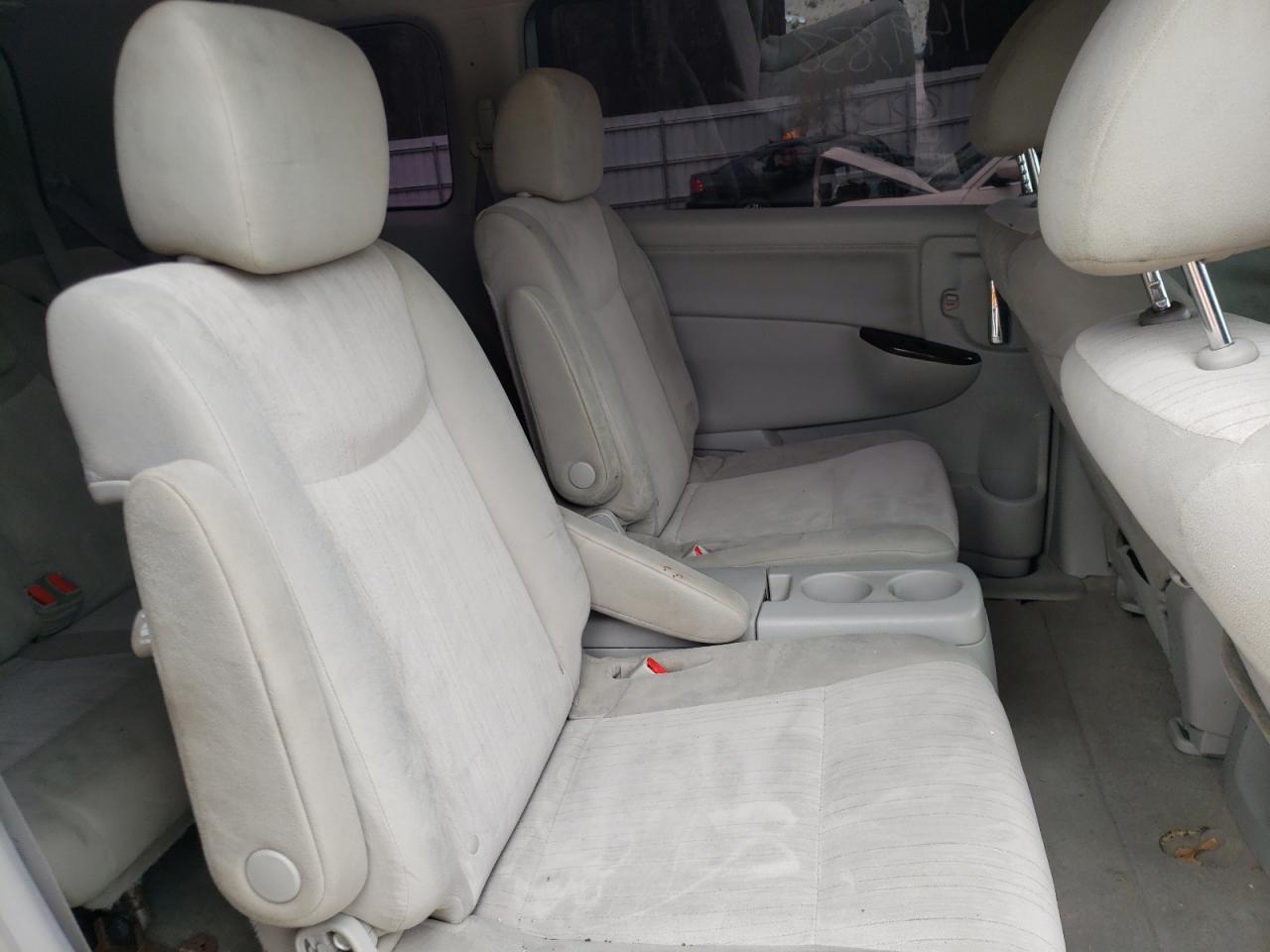 Photo 6 from auction – 2012 NISSAN QUEST S with VIN JN8AE2KPXC9041333