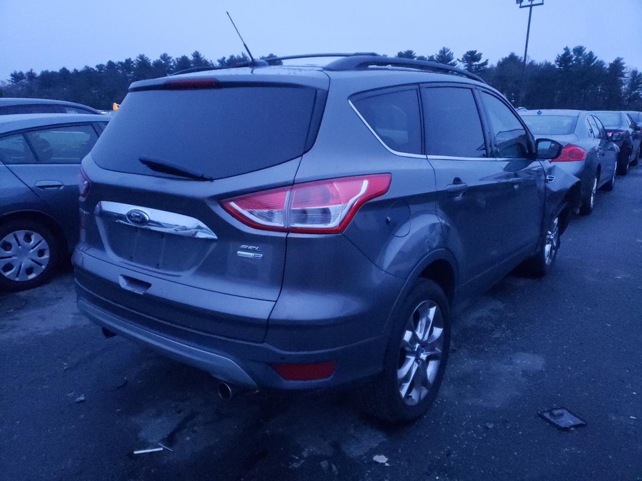 Photo 4 from auction – 2013 FORD ESCAPE SEL with VIN 1FMCU9HX7DUB19679