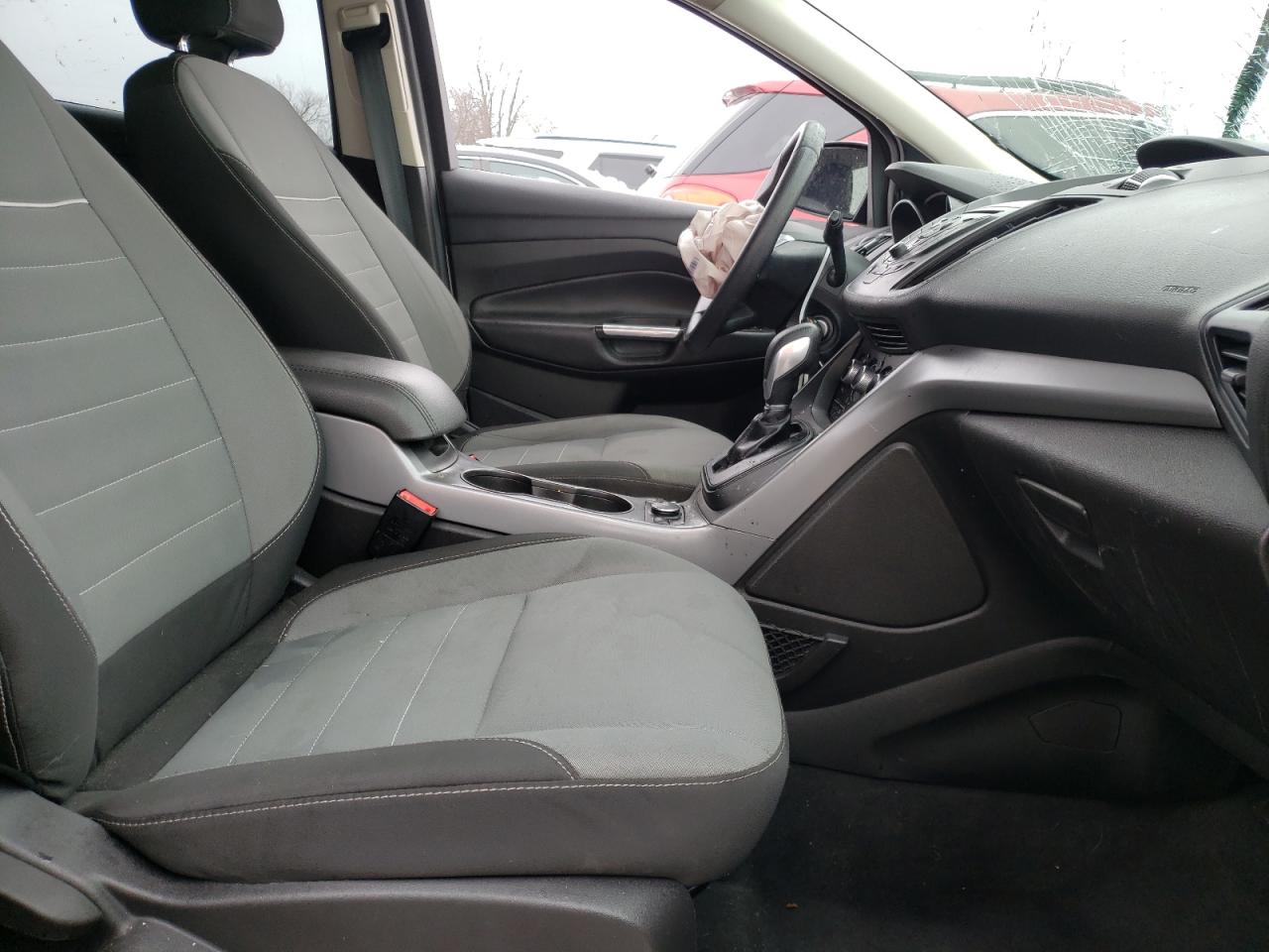 Photo 5 from auction – 2015 FORD ESCAPE SE with VIN 1FMCU0GX1FUA13311