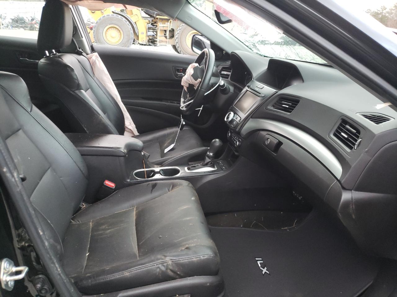Photo 5 from auction – 2017 ACURA ILX PREMIU with VIN 19UDE2F75HA004197
