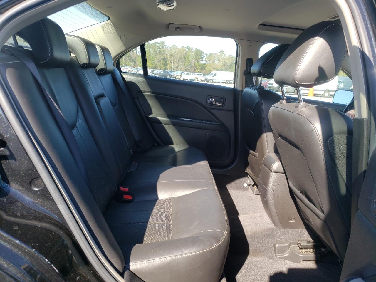 Photo 6 from auction – 2010 MERCURY MILAN PREM with VIN 3MEHM0JA7AR645887