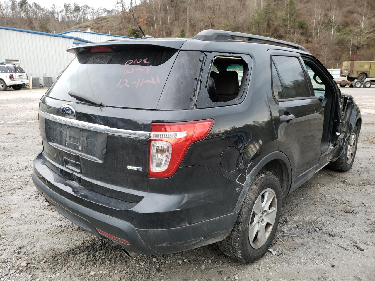Photo 4 from auction – 2013 FORD EXPLORER with VIN 1FM5K8B83DGA74278