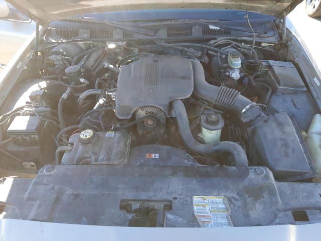 Photo 7 from auction – 2002 MERCURY GRAND MARQ with VIN 2MEFM74W02X625183