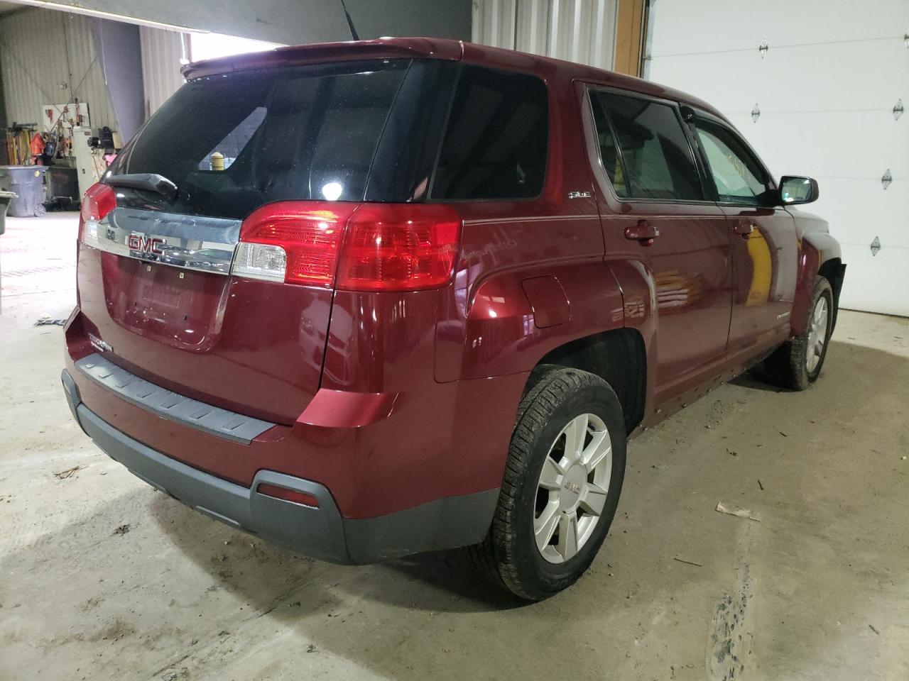Photo 4 from auction – 2011 GMC TERRAIN SL with VIN 2CTALMEC1B6354680